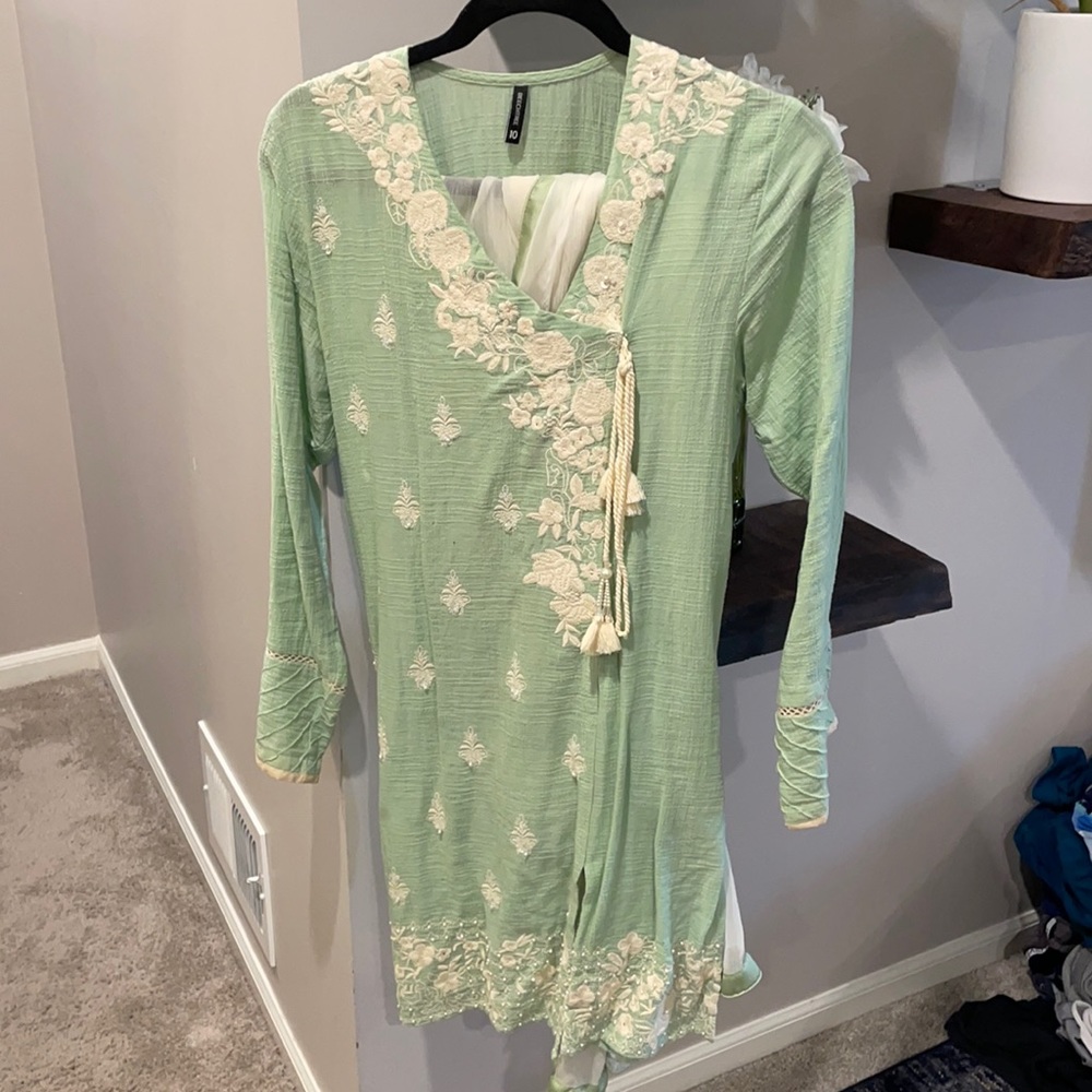 Beechtree pakistani Kurti - size 10